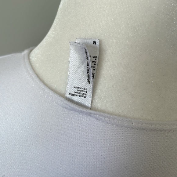 American Apparel White V neck 💟 - Picture 3 of 5